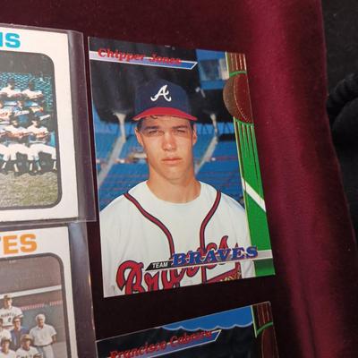 MISC BASEBALL TRADING CARDS (4)