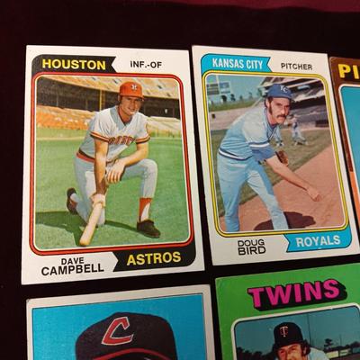 MISC BASEBALL TRADING CARDS (5)