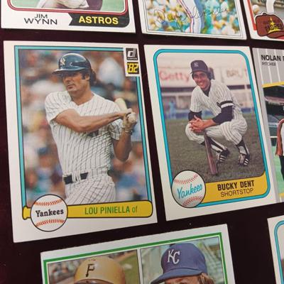 MISC BASEBALL TRADING CARDS (6)