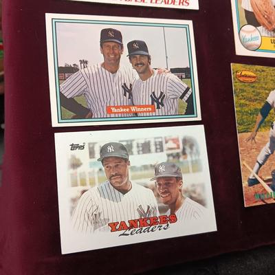 MISC BASEBALL TRADING CARDS (6)