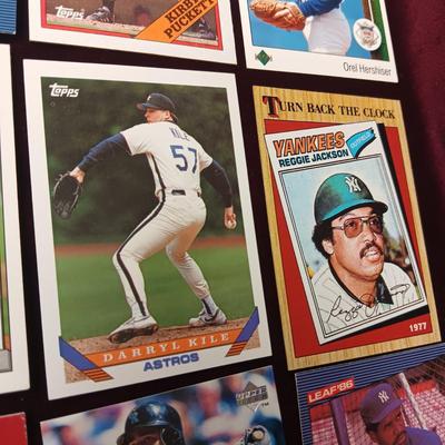 MISC BASEBALL TRADING CARDS (7)