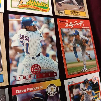 MISC BASEBALL TRADING CARDS (8)