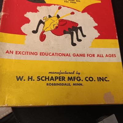 PARTIAL MARX UNTOUCHABLES PLAYSET AND A VINTAGE COOTIE GAME
