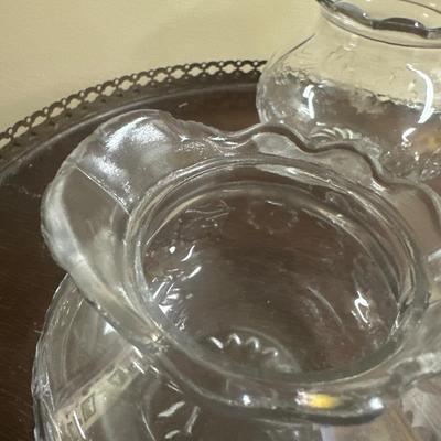 Jenkins glass antique Daisy leaf band