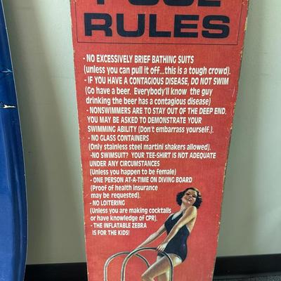 Pool rules sign