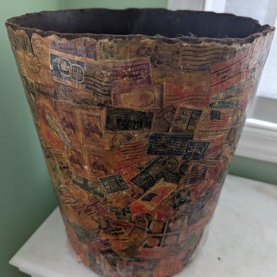 Vintage Hodgepodge Stamp Trash Can (FR)
