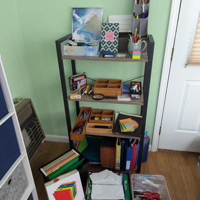 Assorted Lot Of Office Supplies #2 (FR)