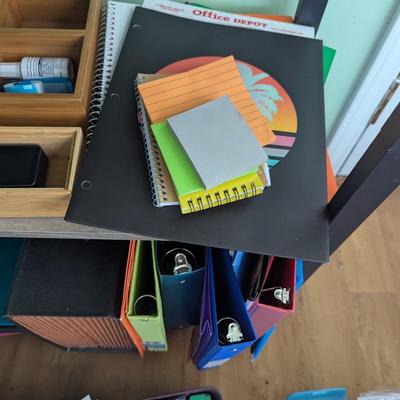Assorted Lot Of Office Supplies #2 (FR)