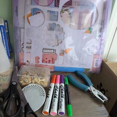 Arts & Crafts Supplies #1 (FR)