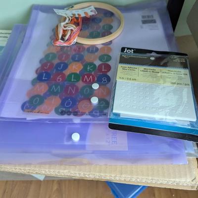 Arts & Crafts Supplies #1 (FR)