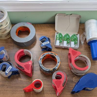 Assortment Of Packing Supplies (FR)