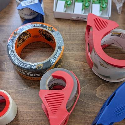 Assortment Of Packing Supplies (FR)