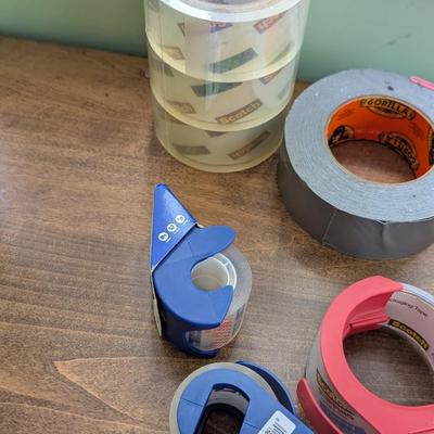 Assortment Of Packing Supplies (FR)