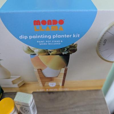 Arts & Craft Painting Supplies (FR)