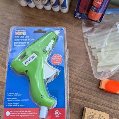 Arts & Crafts Sizzix Sidekick - Diecut Paper Circles Glue Gun & Sticks #2 (FR)
