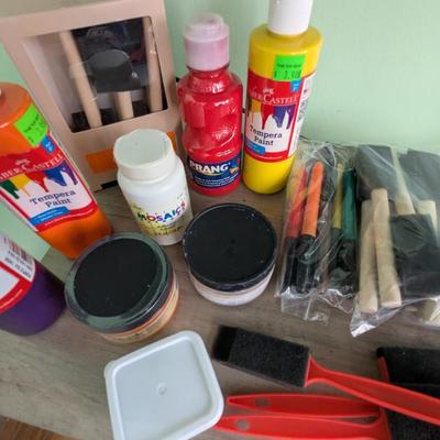 Arts & Crafts Painting & Drawing Supplies (FR)