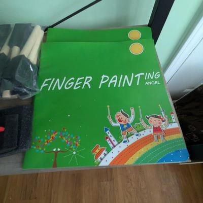 Arts & Crafts Painting & Drawing Supplies (FR)
