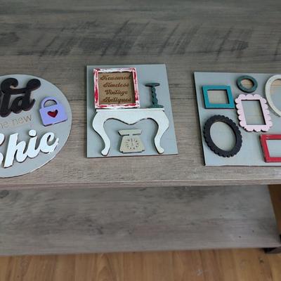 Arts & Crafts Wood Plaques (FR)