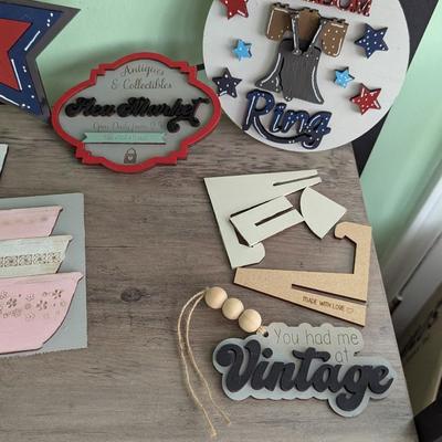 Arts & Crafts Wood Plaques (FR)