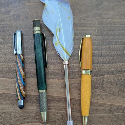 4 - Novelty Pens (FR)