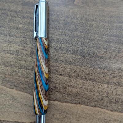 4 - Novelty Pens (FR)