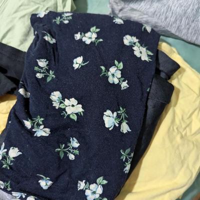 Assortment Of Night Clothing Size L/XL #1 (PB)