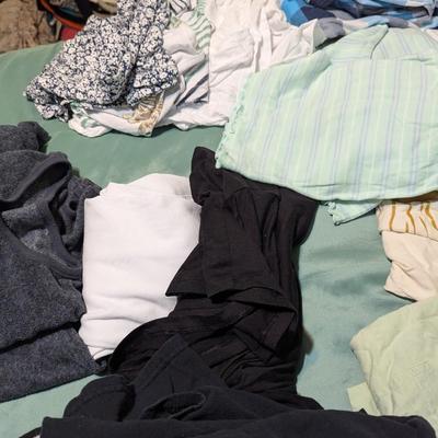 Assortment Of Night Clothing Size L/XL #1 (PB)