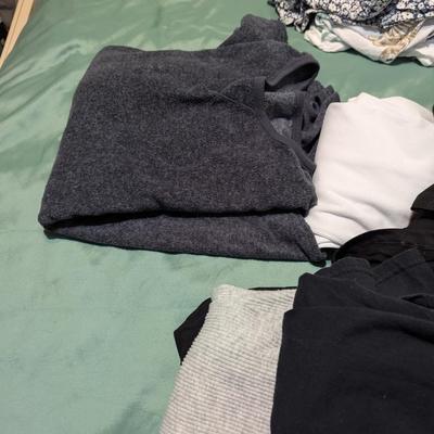 Assortment Of Night Clothing Size L/XL #1 (PB)