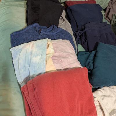 Assortment Of Sweats & Shorts Various Sizes 8/10 M/L/XL #2 (PB)