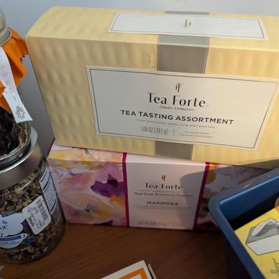 Assortment Of Teas (SB)