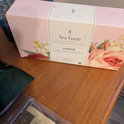 Assortment Of Teas (SB)
