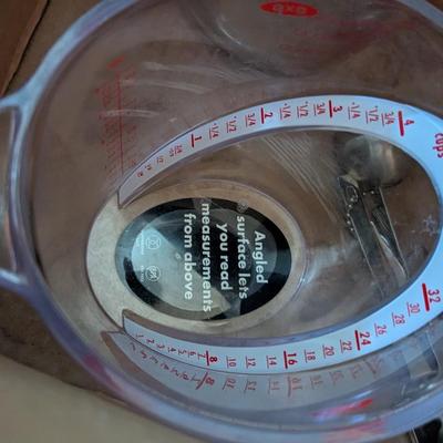 Glass & Plastic Measuring Cups & Spoons (SB)