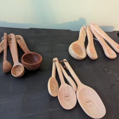 Wooden Measuring Spoons (HW)