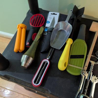 Assortment Of Kitchen Utensils #1 (SB)