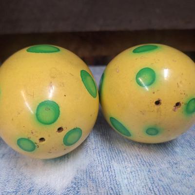 mushroom salt and pepper shaker