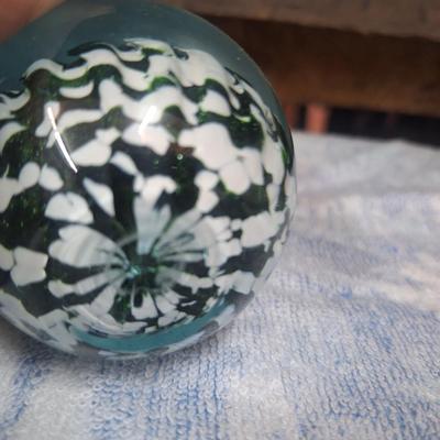 Glass paperweight