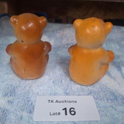 bear salt and pepper shakers