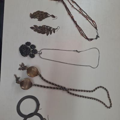 Jewelry bundle