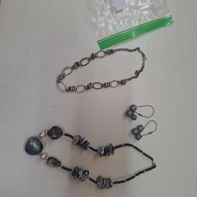 Jewelry bundle