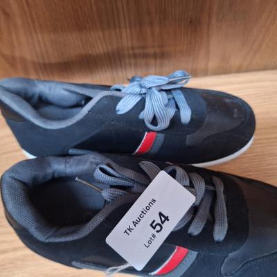 kids size 4 shoes