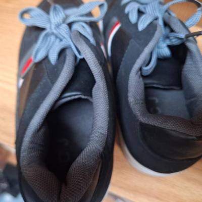 kids size 4 shoes