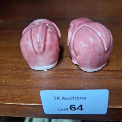pink elephant salt and pepper shakers
