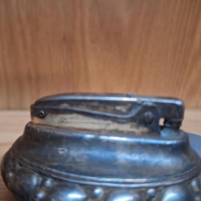 Table lighter