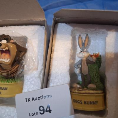 Bugs Bunny and Tasmanian Devil collectible looney tunes thimbles
