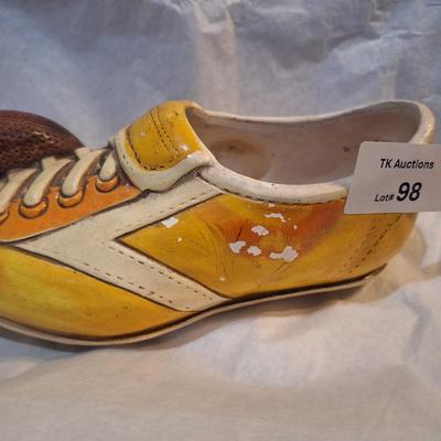 Yellow cleat planter