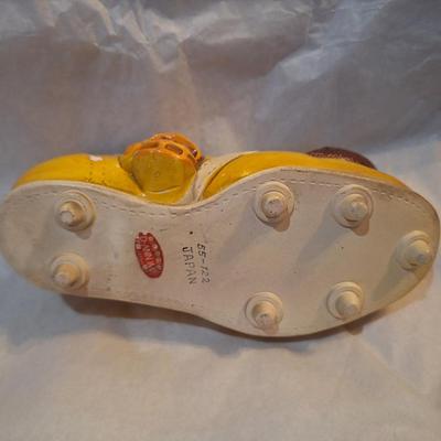 Yellow cleat planter