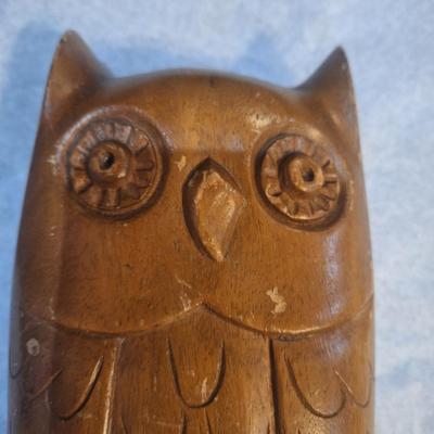 Wooden carved owl.
