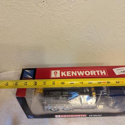 kenworth W900 1:43 Scale Die-cast