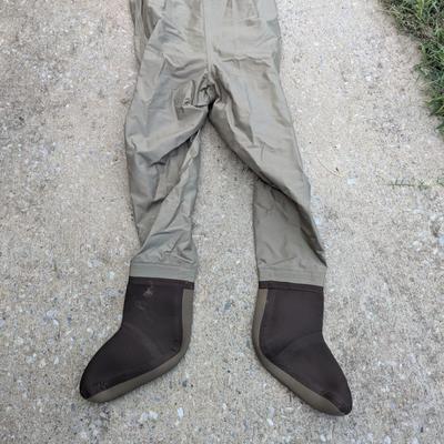 White river fishing waders size small