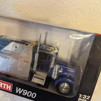 kenworth W900 Tow Truck 1:32 scale